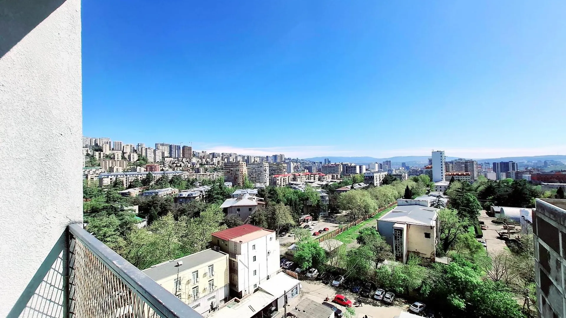 Cozy 1Br Apt Near Metro Station On Saburtalo. 트빌리시 조지아